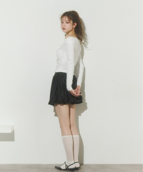 Olu.（オルドット）の「サテンバルーンミニスカート（スカート・レディース・アイボリー/ブラック・FREE）」の12枚目の写真