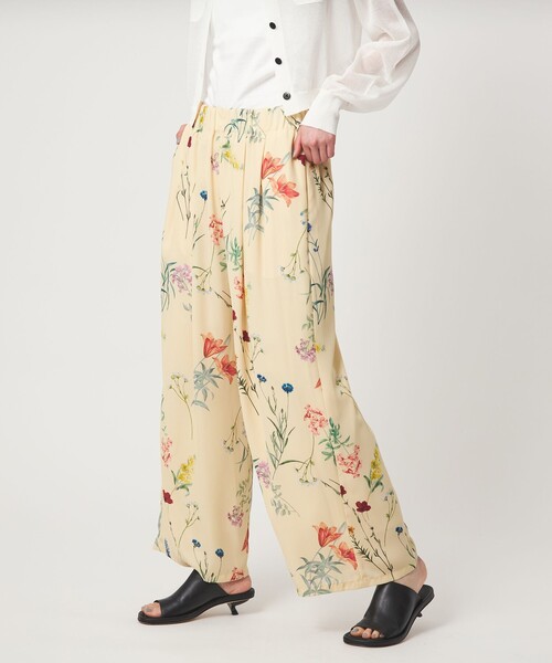 EMMEL REFINES（エメルリファインズ）の「＜EMMEL REFINES＞EM フラワープリント イージーパンツ（その他パンツ・レディース・ブラック/クリーム・M/S）」の4枚目の写真