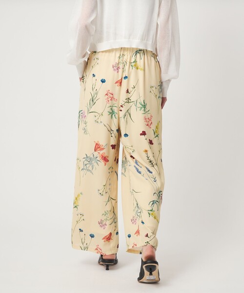 EMMEL REFINES（エメルリファインズ）の「＜EMMEL REFINES＞EM フラワープリント イージーパンツ（その他パンツ・レディース・ブラック/クリーム・M/S）」の5枚目の写真