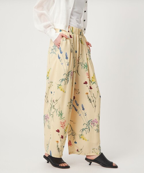 EMMEL REFINES（エメルリファインズ）の「＜EMMEL REFINES＞EM フラワープリント イージーパンツ（その他パンツ・レディース・ブラック/クリーム・M/S）」の6枚目の写真