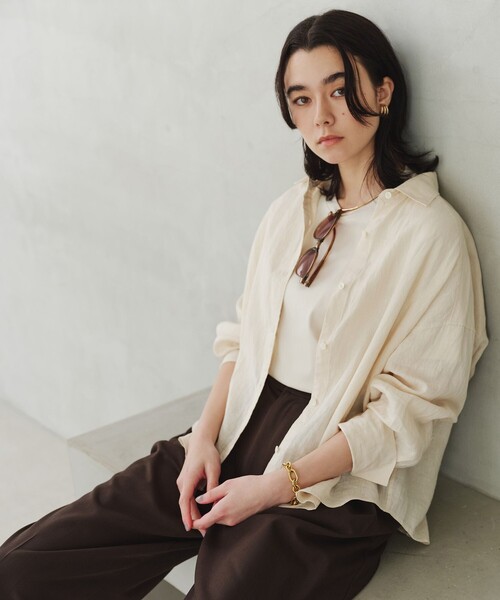 green label relaxing（グリーンレーベルリラクシング）の「【結論シリーズ】リネンバランスシャツ［size SHORTあり］（シャツ/ブラウス・レディース・ナチュラル/ライトブルー/ライトピンク/ブラウン/ライム/ダークグレー/その他1・FREE/SHORT）」の4枚目の写真