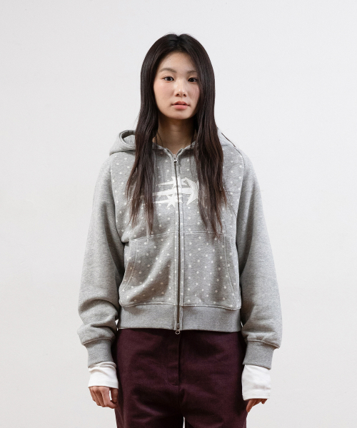 NICE GHOST CLUB(ナイスゴーストクラブ)の「DOT 3STAR RAGLAN CROP HOODIE ZIP UP_GREY(NG2GSUM493A)(パーカー・レディース・グレー・SMALL/MEDIUM)」の1枚目の写真