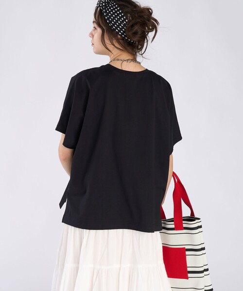 To b. by agnes b.（トゥービーバイアニエスベー）の「To b. by agnes b. × NEEDBY heritage TO B. OR NOT TO B. BIG TS（Tシャツ/カットソー・レディース・ブラック・FREE）」の5枚目の写真