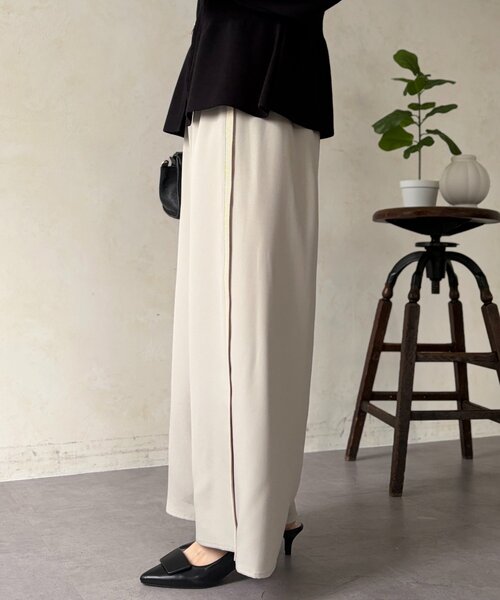 Chez toi（シェトワ）の「リブラインストレッチストレートパンツ（その他パンツ・レディース・ライトグレー/ネイビー/チャコールグレー・FREE）」の22枚目の写真