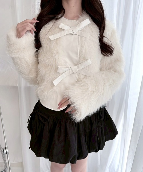 etta(エタ)の「ダブルリボンデザインファーショートジャケット(その他アウター・レディース・ホワイト・SMALL/MEDIUM/LARGE)」の13枚目の写真