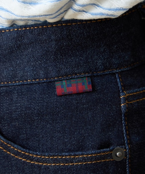 DECOY SINCE 1981（デコイシンスイチキュウハチイチ）の「ストレッチデニムスリムパンツ【ウエストゴム・大きいサイズあり】（その他パンツ・レディース・ネイビー/ブルー・64/67/70/76/80）」の14枚目の写真