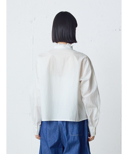 MidiUmi(ミディウミ)の「MidiUmi フロントフリルレースシャツ(シャツ/ブラウス・レディース・ブラック/オフホワイト・FREE)」の8枚目の写真