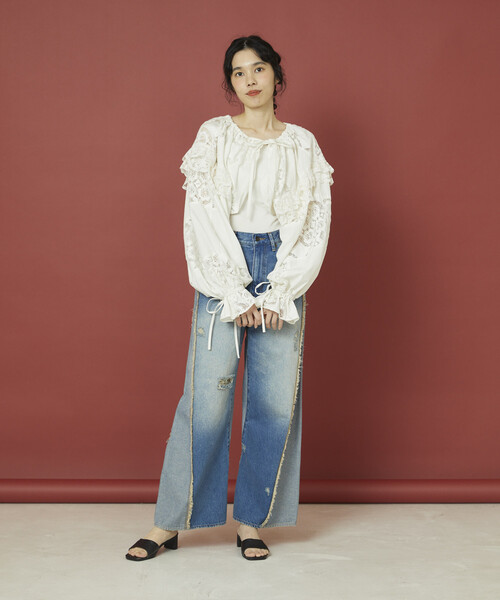 Freada(フリーダ)の「Freada/フリーダ 配色カーブデニム(デニムパンツ・レディース・ブラック/ブルー・MEDIUM/SMALL)」の12枚目の写真