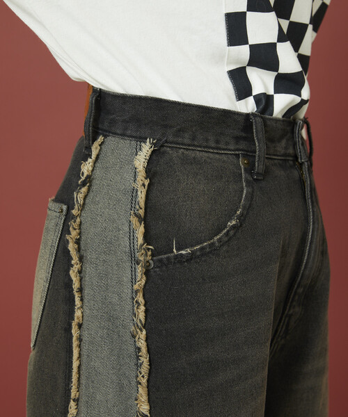 Freada（フリーダ）の「Freada/フリーダ 配色カーブデニム（デニムパンツ・レディース・ブラック/ブルー・MEDIUM/SMALL）」の12枚目の写真