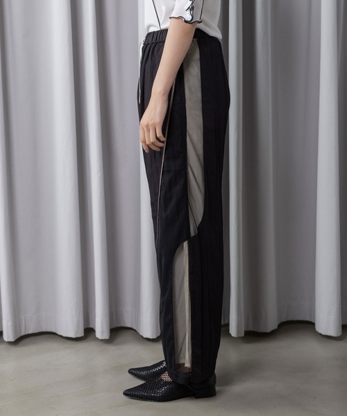 MARECHAL TERRE（マルシャルテル）の「カーブスイッチングパンツ（その他パンツ・レディース・ブラック/アイボリー/ピンク/チャコールグレー・MEDIUM）」の15枚目の写真