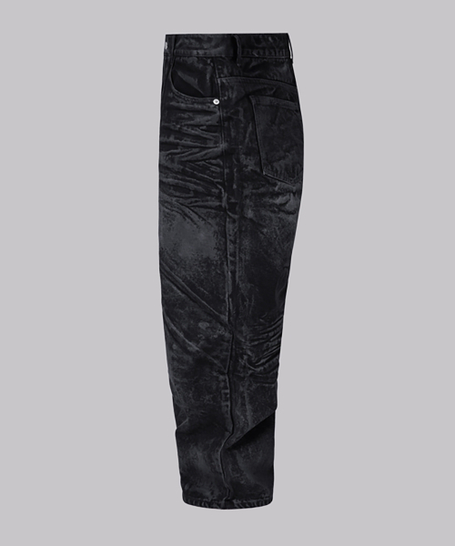 CORNERBLESS（コーナーブレス）の「COATED BLACK DENIM PANTS（デニムパンツ・レディース・その他・SMALL/LARGE/MEDIUM）」の2枚目の写真