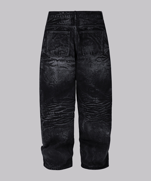CORNERBLESS（コーナーブレス）の「COATED BLACK DENIM PANTS（デニムパンツ・レディース・その他・SMALL/LARGE/MEDIUM）」の3枚目の写真