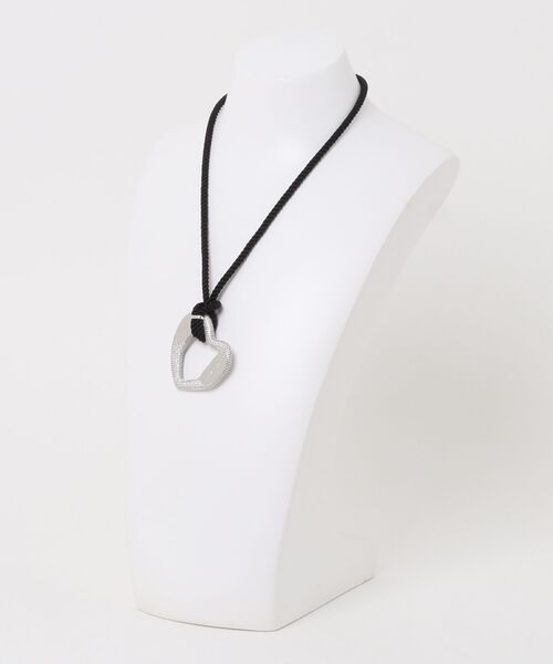 MICHAEL KORS(マイケルコース)の「プレシャスメタル プレーティング ブラス パヴェ ハート ネックレス(ネックレス・レディース・シルバー・FREE)」の3枚目の写真