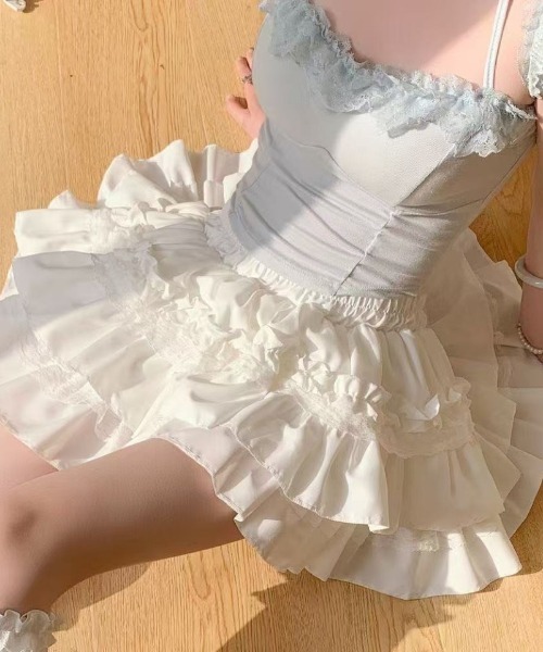 Ritzy(リッツィー)の「フリルミニスカート(スカート・レディース・ブラック/ホワイト・M/L)」の6枚目の写真