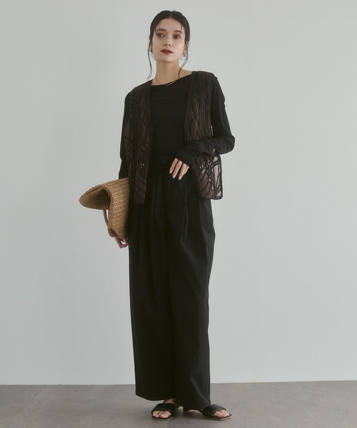 hunch（ハンチ）の「幾何学柄 ネット 刺繍ジレ（ベスト・レディース・ダークブラウン/アイボリー・FREE）」の20枚目の写真