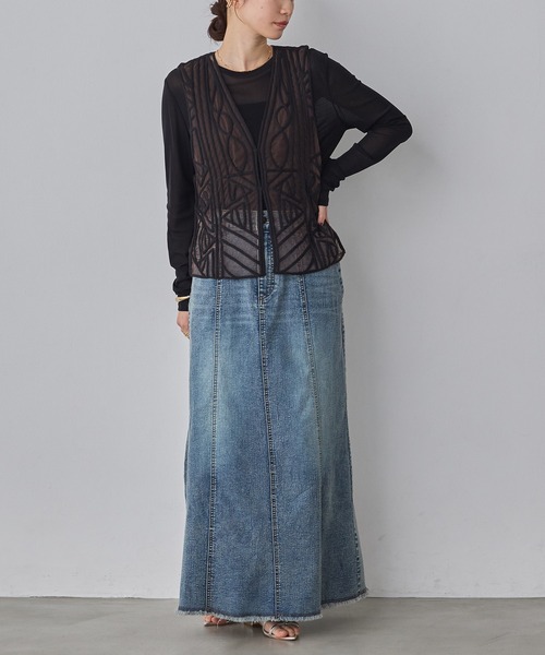 hunch（ハンチ）の「幾何学柄 ネット 刺繍ジレ（ベスト・レディース・ダークブラウン/アイボリー・FREE）」の6枚目の写真