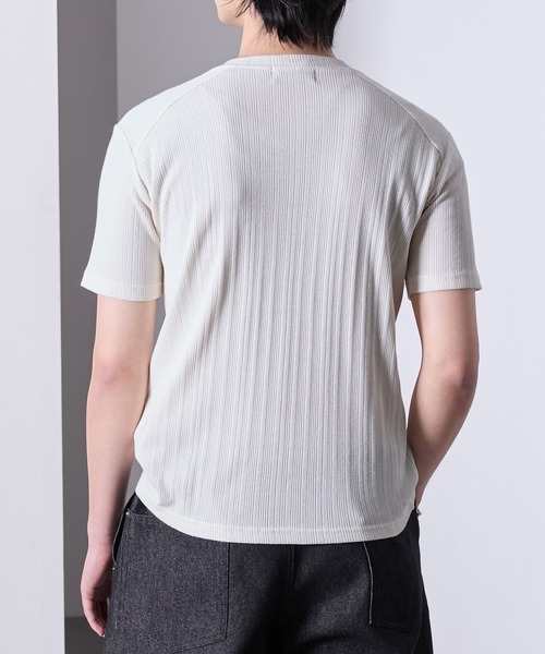 Loose/ルース(ルース)の「スリムフィットショートヘンリーネックTシャツ(Tシャツ/カットソー・メンズ・カーキ/ブラック/オフホワイト・S/L/M)」の7枚目の写真
