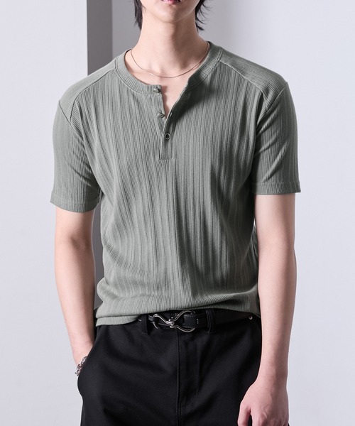 Loose/ルース(ルース)の「スリムフィットショートヘンリーネックTシャツ(Tシャツ/カットソー・メンズ・カーキ/ブラック/オフホワイト・S/L/M)」の20枚目の写真
