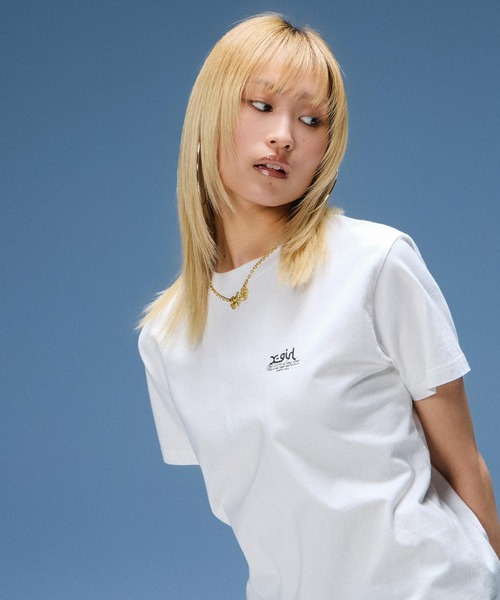 X-girl(エックスガール)の「SCRIPT LOGO CHARM NECKLACE(ネックレス・レディース・ゴールド/シルバー・ONE SIZE)」の20枚目の写真