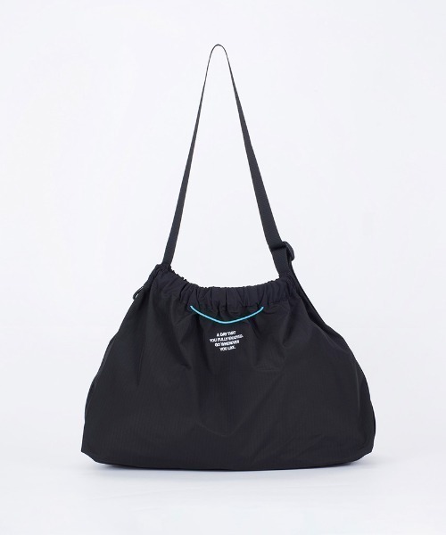 TIMELESS COMFORT（タイムレスコンフォート）の「SOLEIL（ソレイユ）フリーフローショルダーバッグ（ショルダーバッグ・レディース・ブラック/ブルーグレー/ホワイト/ラベンダー・ONE SIZE）」の3枚目の写真