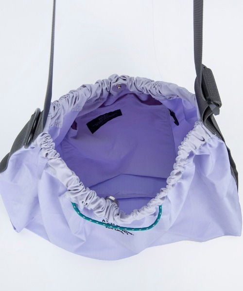 TIMELESS COMFORT（タイムレスコンフォート）の「SOLEIL（ソレイユ）フリーフローショルダーバッグ（ショルダーバッグ・レディース・ブラック/ブルーグレー/ホワイト/ラベンダー・ONE SIZE）」の5枚目の写真