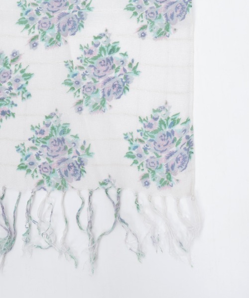 axes femme（アクシーズファム）の「ブーケ柄プリントストール（マフラー・レディース・オレンジ/ブルー・FREE）」の7枚目の写真