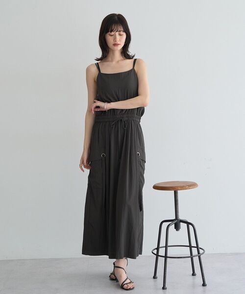 Editt by YECCA VECCA(エディットバイイェッカヴェッカ)の「【適ON】COOLカーゴキャミワンピース(ワンピース・レディース・ブルーグリーン/グレイッシュベージュ/チャコールグレー・FREE)」の12枚目の写真