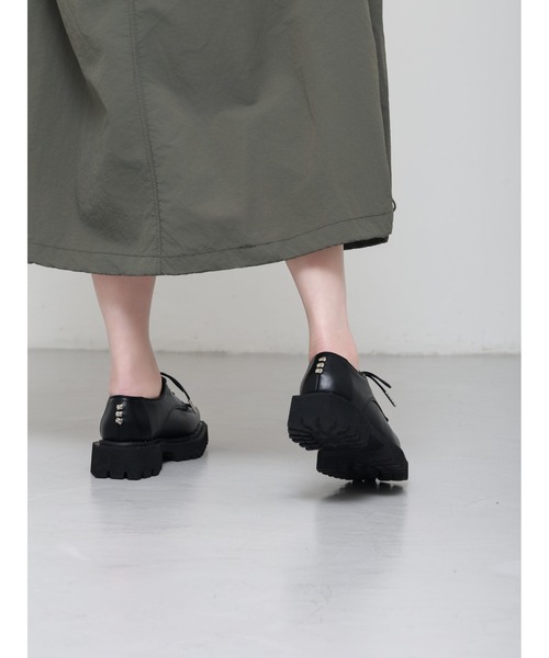 Bella lume（ベッラルーメ）の「《Bella Lume(ベッラルーメ)》スタッズレースアップローファー（ローファー・レディース・ブラック・LARGE/MEDIUM/SMALL）」の11枚目の写真