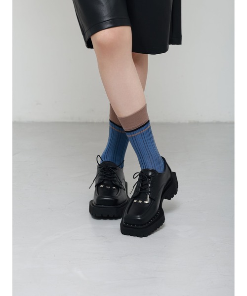 Bella lume（ベッラルーメ）の「《Bella Lume(ベッラルーメ)》スタッズレースアップローファー（ローファー・レディース・ブラック・LARGE/MEDIUM/SMALL）」の14枚目の写真