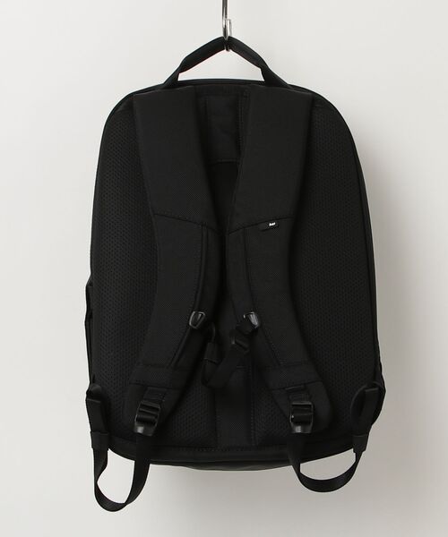 Aer（エアー）の「[AER/エアー] DAY PACK 3 バックパック（バックパック/リュック・メンズ・ブラック・ONE SIZE）」の18枚目の写真