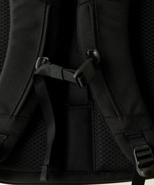 Aer（エアー）の「[AER/エアー] DAY PACK 3 バックパック（バックパック/リュック・メンズ・ブラック・ONE SIZE）」の11枚目の写真
