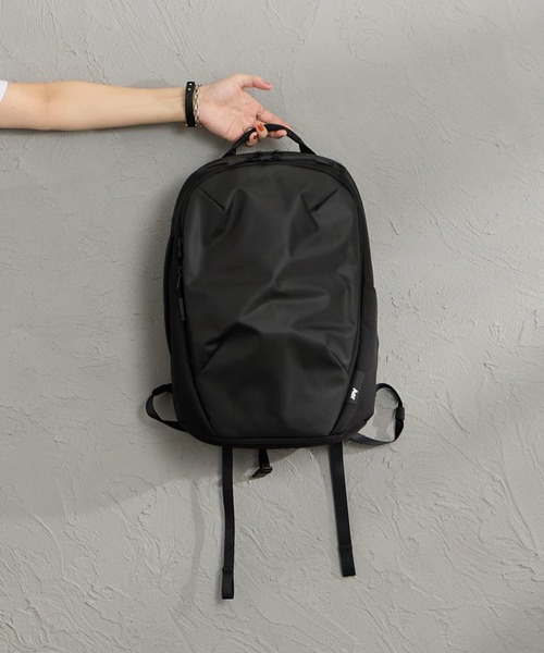Aer（エアー）の「[AER/エアー] DAY PACK 3 バックパック（バックパック/リュック・メンズ・ブラック・ONE SIZE）」の8枚目の写真