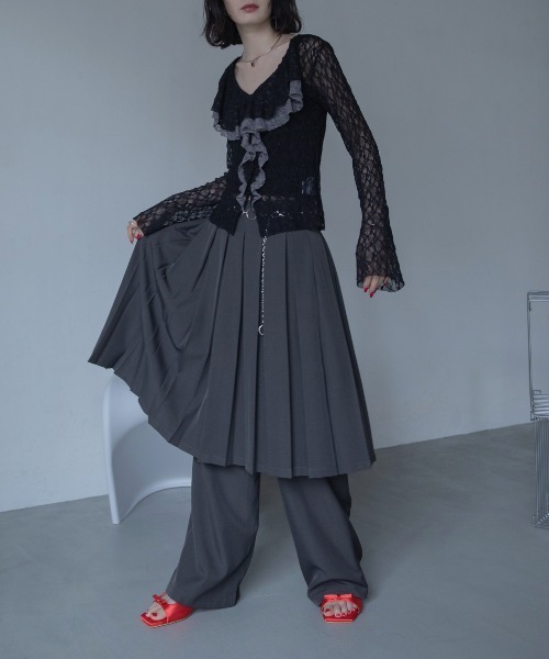 VACANCY(ヴァカンシー)の「マットサテンリボンサンダル(サンダル・レディース・シルバー/ブラック/レッド・MEDIUM/LARGE)」の14枚目の写真