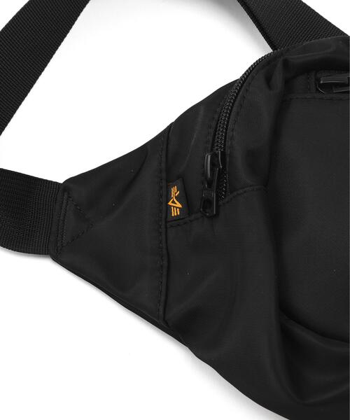 Alpha Industries（アルファインダストリーズ）の「Alpha Industries/アルファインダストリーズ/CREW WAIST BAG/クルー ウェスト バッグ（ボディバッグ/ウエストポーチ・メンズ・ブラック・F）」の6枚目の写真