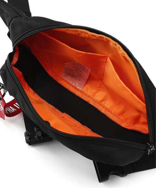 Alpha Industries（アルファインダストリーズ）の「Alpha Industries/アルファインダストリーズ/CREW WAIST BAG/クルー ウェスト バッグ（ボディバッグ/ウエストポーチ・メンズ・ブラック・F）」の2枚目の写真