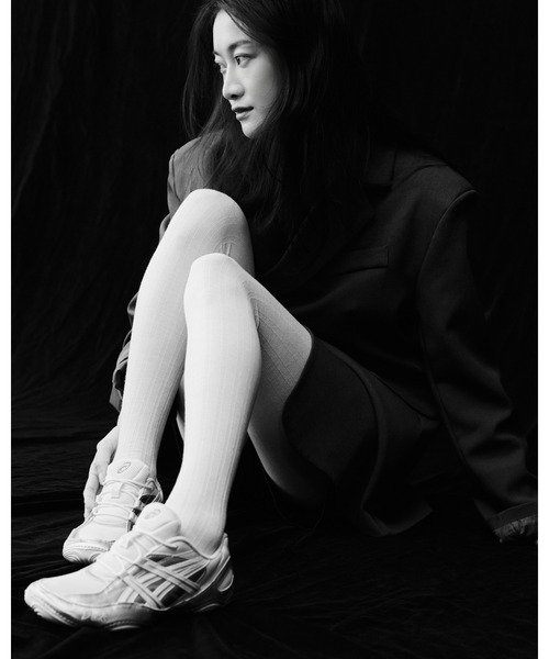 ASICS(アシックス)の「HYPERSYNC / ハイパーシンク(スニーカー・レディース・ホワイト×シルバー・29.5/23/23.5/25/29/27/25.5/27.5/28/26/28.5/24.5/24/26.5)」の21枚目の写真