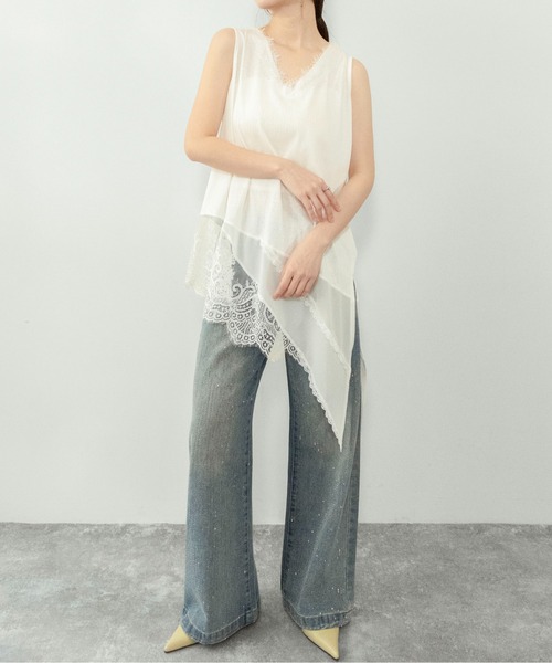 on:nue（オンニュ）の「【on:nue】[着用動画あり！] ヘムレースノースリーブトップス（Tシャツ/カットソー・レディース・ブラック/アイボリー・FREE）」の13枚目の写真
