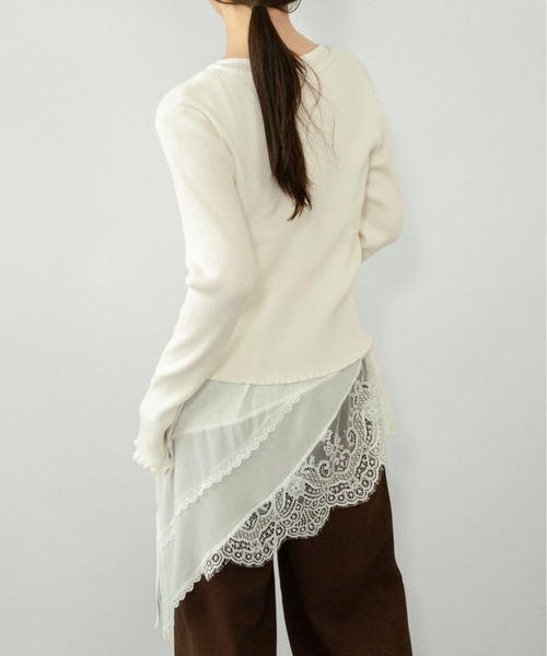 on:nue（オンニュ）の「【on:nue】[着用動画あり！] ヘムレースノースリーブトップス（Tシャツ/カットソー・レディース・ブラック/アイボリー・FREE）」の18枚目の写真
