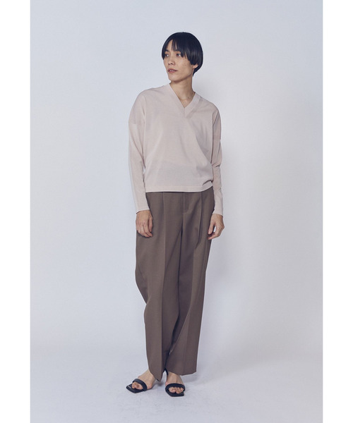 1er Arrondissement(プルミエアロンディスモン)の「クリーンVネックニットプルオーバー(ニット/セーター・レディース・ベージュ/ピンク系その他4/ブルー系その他3・FREE)」の5枚目の写真