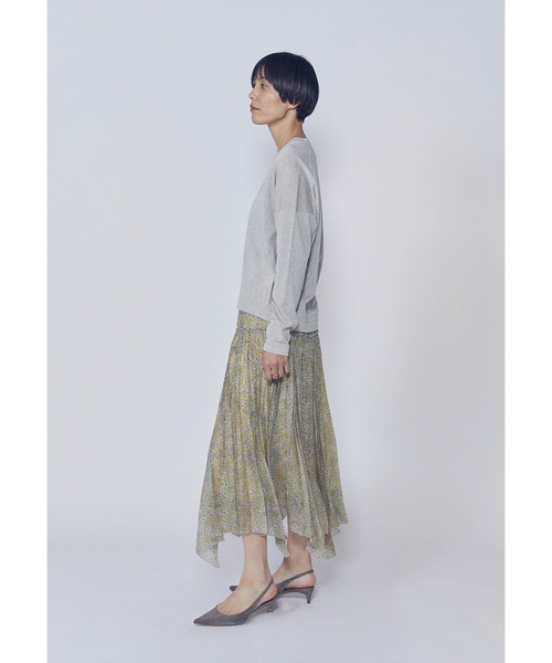 1er Arrondissement(プルミエアロンディスモン)の「クリーンVネックニットプルオーバー(ニット/セーター・レディース・ベージュ/ピンク系その他4/ブルー系その他3・FREE)」の13枚目の写真