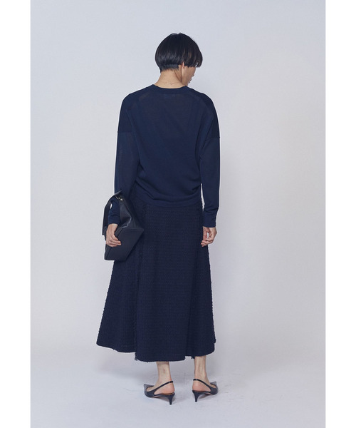 1er Arrondissement(プルミエアロンディスモン)の「クリーンVネックニットプルオーバー(ニット/セーター・レディース・ベージュ/ピンク系その他4/ブルー系その他3・FREE)」の6枚目の写真