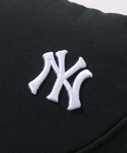 MLB(メジャーリーグベースボール)の「【MLB/メジャーリーグベースボール】ラウンド ミニショルダーバッグ(ショルダーバッグ・レディース・ブラック系1/ブラック系2/ブラック系3・FREE)」の6枚目の写真