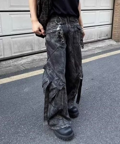 FreeZone(フリーゾーン)の「ウォッシュ加工カーゴデザインワイドパンツ(カーゴパンツ・メンズ・ダークグレー・S/M/L)」の1枚目の写真