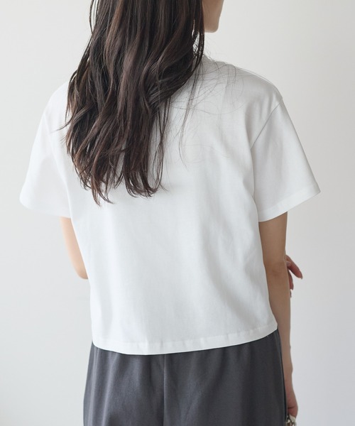 each(イーチ)の「クロップドロゴTシャツ(Tシャツ/カットソー・レディース・グレー/ホワイト・FREE)」の6枚目の写真