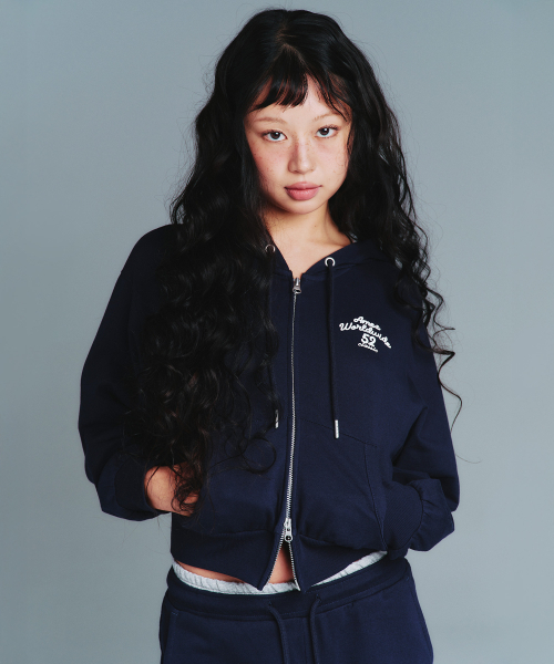 AMESWORLDWIDE(アメスワールドワイド)の「CLASSIC SLIM BOOT CUT SWEAT PANTS NAVY(スウェットパンツ・レディース・その他・SMALL/MEDIUM)」の9枚目の写真