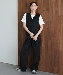 ショートベスト×ワイドパンツ セットアップ