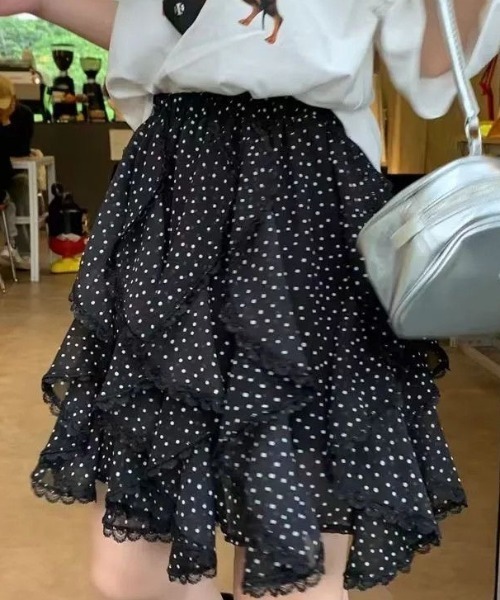 Achic（アシック）の「可愛い風フリルスカート（Tシャツ/カットソー・レディース・アイボリー/ホワイト/ブラック/ブラック系その他・M）」の6枚目の写真