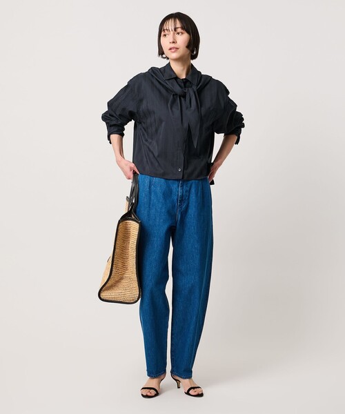 UNITED ARROWS(ユナイテッドアローズ)の「ペイズリー スカーフ シャツ(シャツ/ブラウス・レディース・ネイビー・FREE)」の5枚目の写真
