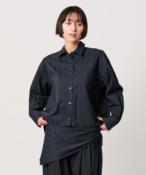 UNITED ARROWS(ユナイテッドアローズ)の「ペイズリー スカーフ シャツ(シャツ/ブラウス・レディース・ネイビー・FREE)」の6枚目の写真