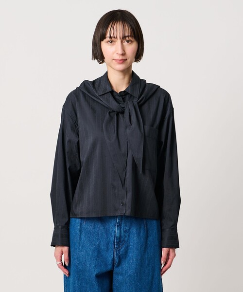UNITED ARROWS(ユナイテッドアローズ)の「ペイズリー スカーフ シャツ(シャツ/ブラウス・レディース・ネイビー・FREE)」の8枚目の写真